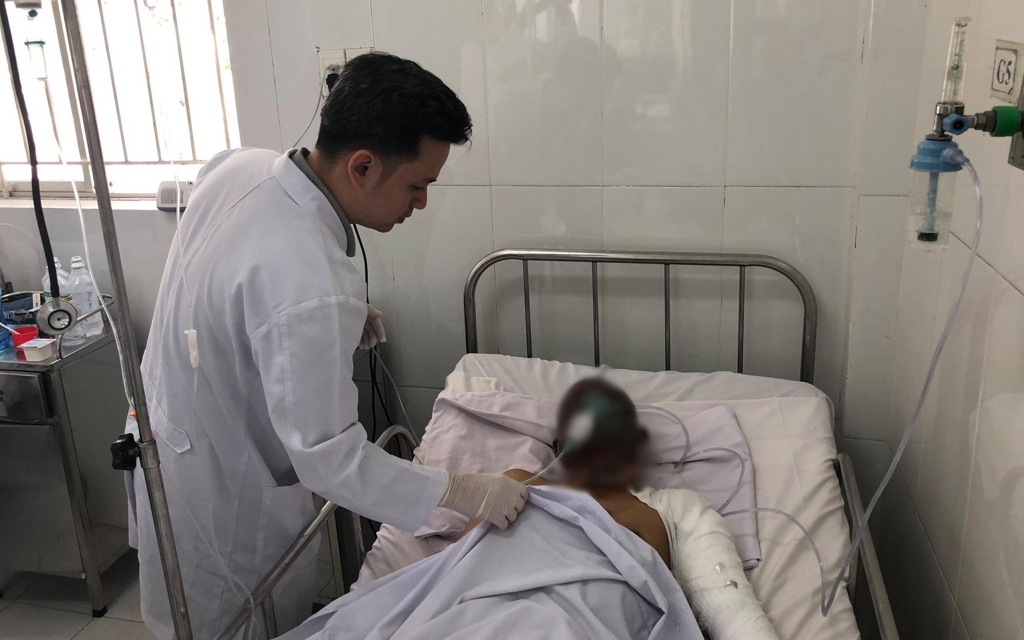 Tài xế xe bồn xăng trong vụ tai nạn gây cháy 19 căn nhà ở Bình Phước bị bỏng nặng, đa chấn thương
