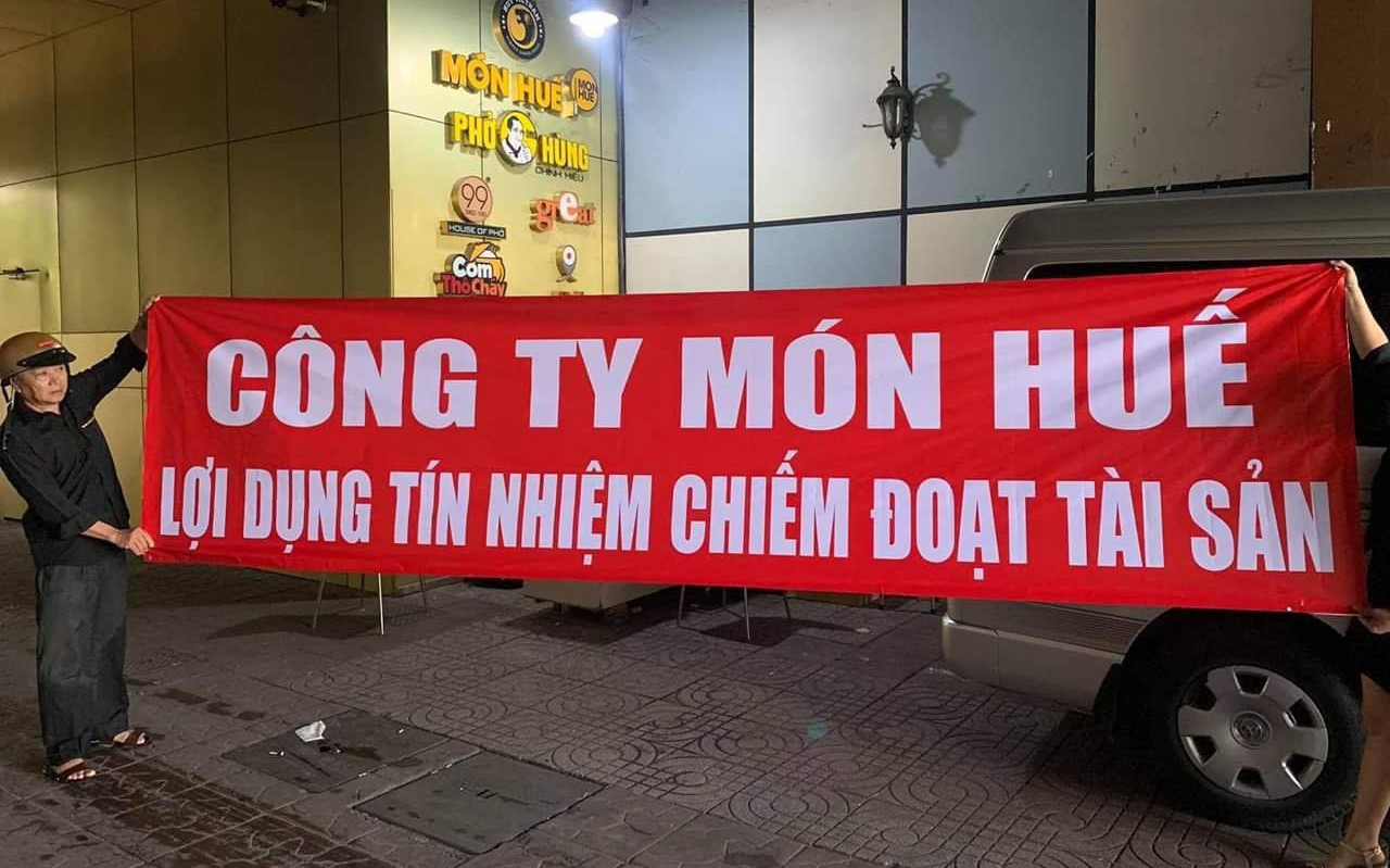 Nhiều cửa hàng Món Huế ngừng hoạt động tại Sài Gòn, cả trăm nhà cung cấp kéo đến đòi nợ hàng tỉ đồng