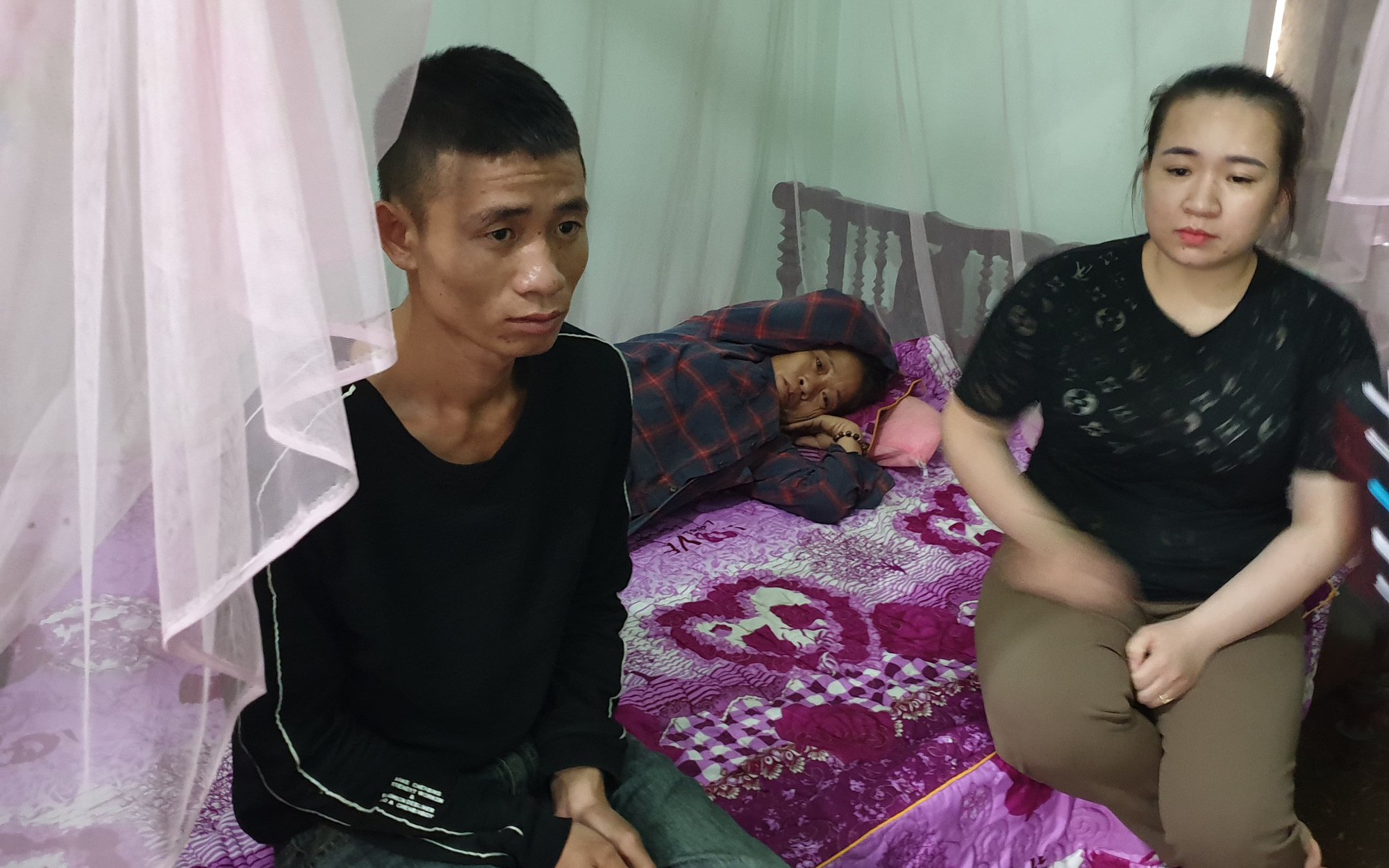 Vụ 39 thi thể trong container: Cảnh sát Anh gọi điện cho gia đình ở Nghệ An hỏi về nhận dạng, đề nghị chờ thông báo chính thức