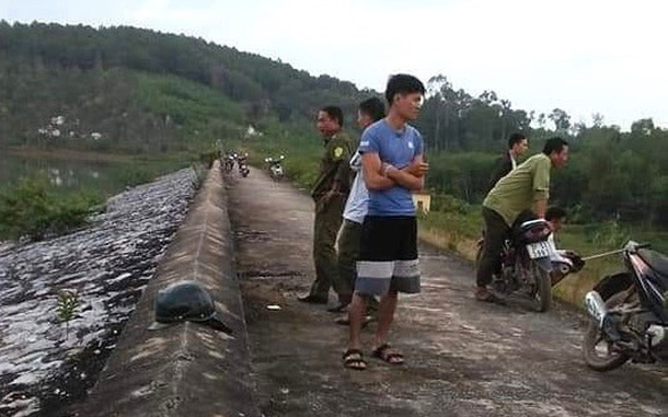 Nữ sinh lớp 6 tử vong ở Nghệ An: "Thời điểm gia đình nói cháu mất tích, người bà tỉnh bơ không có gì bất thường"