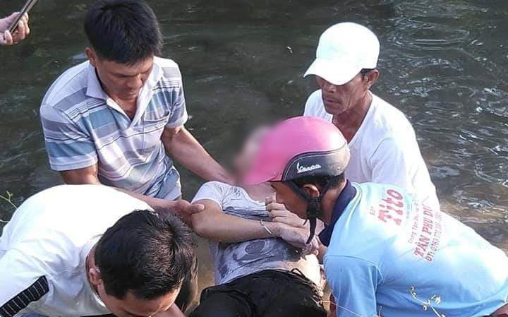 Quảng Nam: Hoảng hồn phát hiện nam thanh niên tử vong dưới mương nước