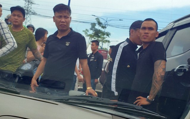 Bắt thêm 1 đối tượng trong nhóm giang hồ chặn vây xe công an ở tỉnh Đồng Nai