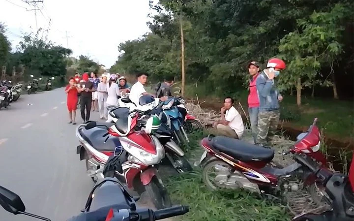 Truy bắt nam thanh niên nghi sát hại tài xế xe ôm, cướp xe máy ở Sài Gòn
