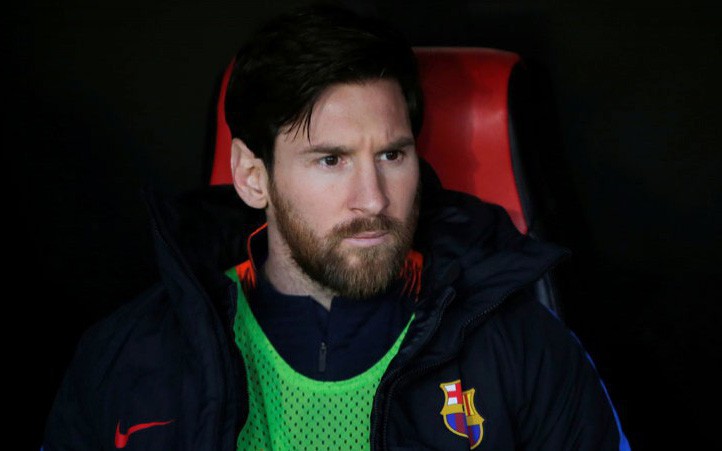 Nghi vấn Messi từ chối bắt tay, tỏ thái độ băng giá với tân binh trăm triệu USD của Barcelona và sự thật đằng sau