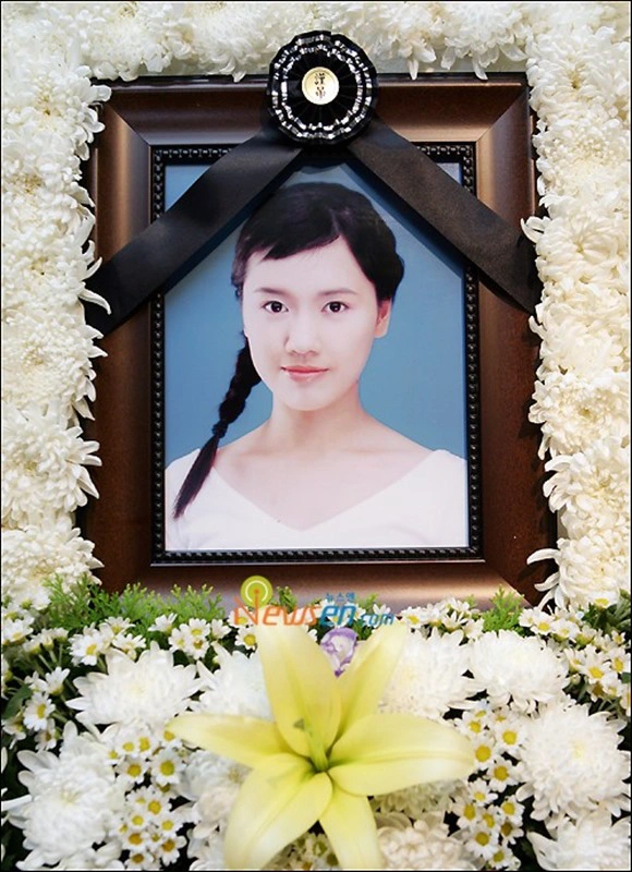 Đối nghịch số phận 2 sao nhí Trái Tim Mùa Thu: Moon Geun Young vượt qua bệnh tật, bạn diễn mới 20 tuổi đã qua đời vì ung thư - Ảnh 14.