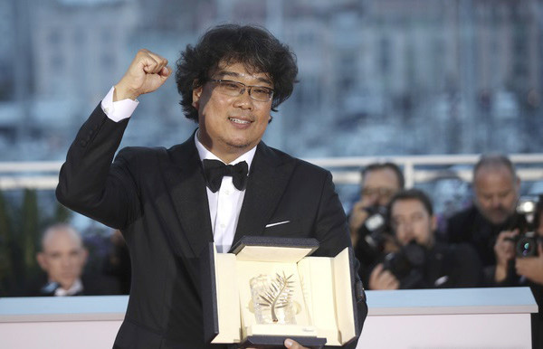 Cuộc đời cha đẻ Ký Sinh Trùng Bong Joon Ho: Từ đạo diễn gia thế khủng dính scandal #Metoo đến kỳ tài làm nên lịch sử tại Oscar - Ảnh 7.