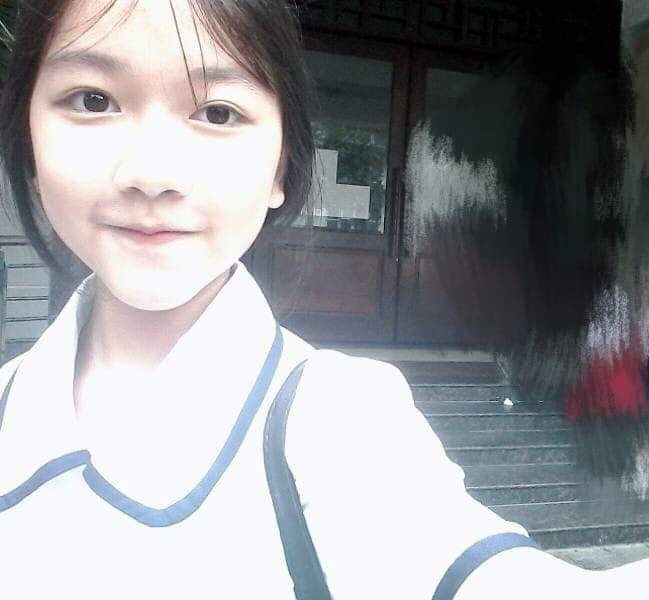 Nữ sinh Sài Gòn 15 tuổi khoe ảnh dậy thì thành công bị dân tình nghi ngờ lạm dụng photoshop quá đà lên tiếng thanh minh - Ảnh 2.