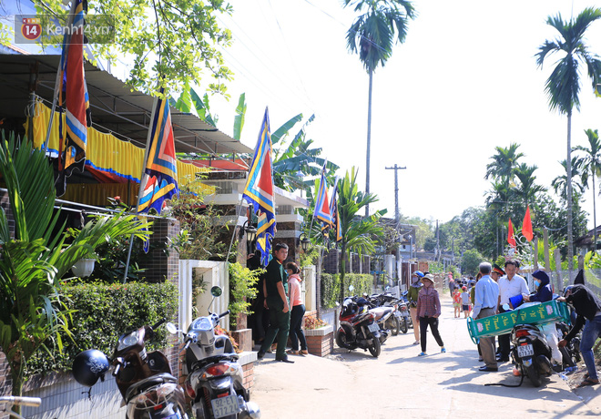 Tang thương ngôi làng nơi xảy ra vụ lật thuyền khiến 6 người chết: Có nỗi đau nào tột cùng hơn một lúc mất cả vợ lẫn 2 con thơ - Ảnh 8.