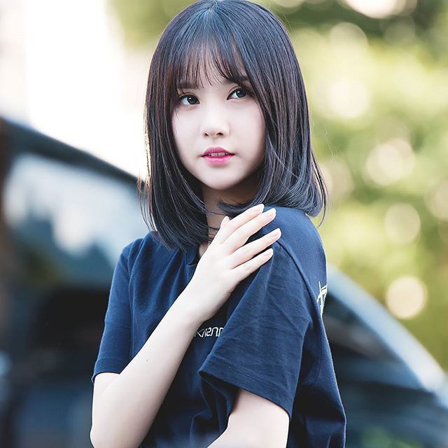 8 nàng búp bê sống của Kpop: Lisa đẹp siêu thực, mỹ nhân đẹp nhất thế giới năm 2019 Tzuyu có đọ lại nổi dàn nữ thần đàn chị? - Ảnh 24.