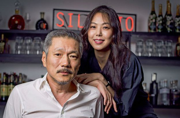 Đạo diễn ngoại tình lắm tài nhiều tật xứ Hàn thắng giải Gấu Bạc danh giá cho phim hợp tác với bồ nhí Kim Min Hee - Ảnh 4.