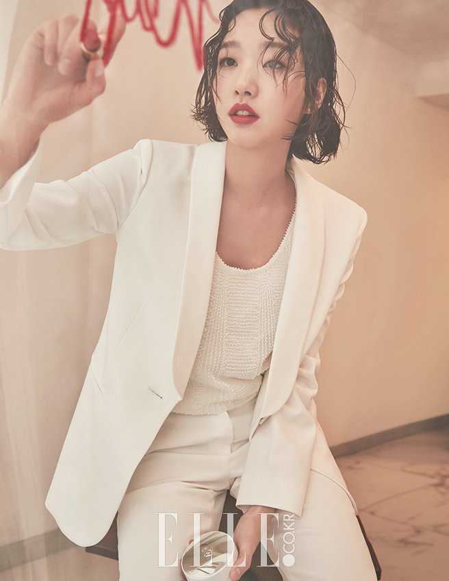 Kim Go Eun: Nàng thơ mới của Lee Min Ho gây tranh cãi từ visual, phim 18  đến tình chú cháu và tài năng bùng nổ bất ngờ - Ảnh 11.