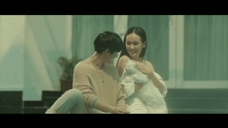 Không còn hiền lành lãng tử, K-ICM bất ngờ hóa thân cảnh sát viên truy bắt tội phạm trong MV comeback cùng gà cưng Quang Đông - Ảnh 4.