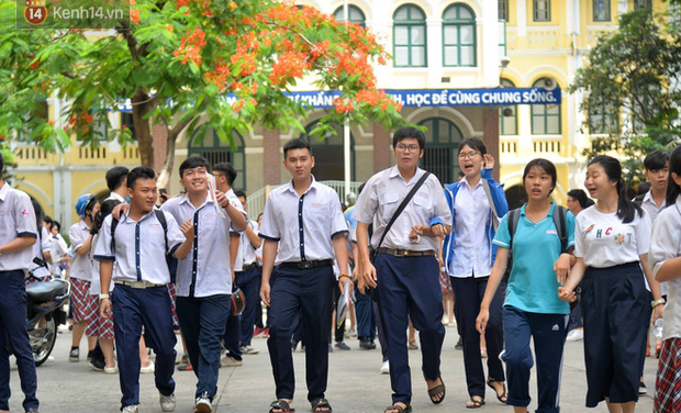 Hỏa tốc: Thêm 1 tỉnh cho học sinh THPT tạm thời nghỉ học đến cuối tháng 3 phòng dịch Covid-19 - Ảnh 1.