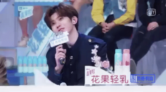 Phát hiện thí sinh không hát khi diễn nhóm, Thái Từ Khôn nhanh chóng ghi điểm tại Thanh xuân có bạn - Ảnh 4.