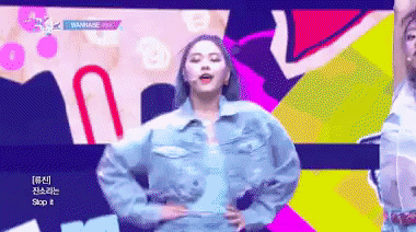 Ryujin (ITZY) diễn vũ đạo lắc vai “nuột” đến mức ai cũng muốn thử, trấn an mọi người là “không khó đâu” nhưng Knet than... muốn trật khớp vai! - Ảnh 5.