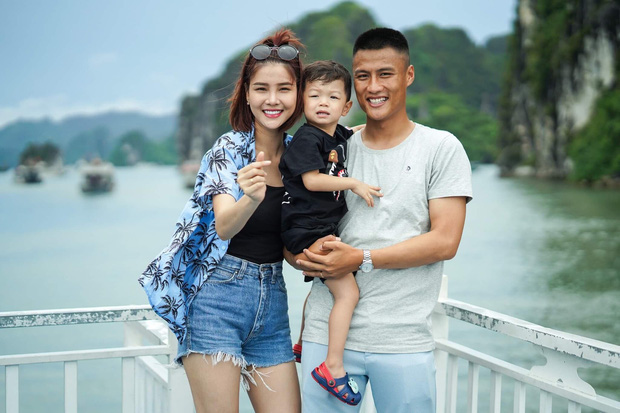 Chuyện cầu thủ yêu mỹ nhân Vbiz: Người bất chấp tẩy chay rồi vẫn tan vỡ, người vượt mọi hoài nghi viên mãn không ngờ - Ảnh 13.