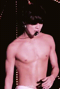 Jimin (BTS), Suho (EXO), Taeyang (BIGBANG) và loạt nam idol sở hữu những màn khoe body 6 múi căng đét khiến hội chị em fangirl khó thở! - Ảnh 7.