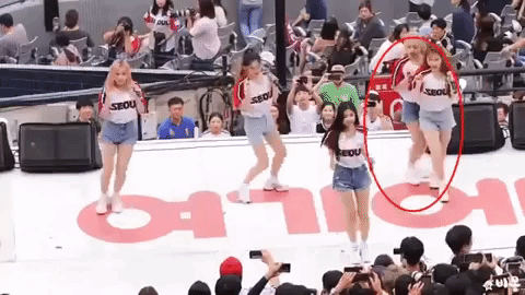 ITZY mang tiếng là “tân binh khủng long” nhưng từ center đến main dancer 5 lần 7 lượt gặp sự cố, mắc lỗi sai trên sân khấu - Ảnh 24.