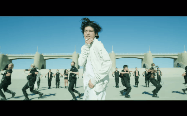 Cựu idol Kpop hé lộ những bí mật về hình xăm của idol Kpop trong MV: Công sức bỏ ra không khác gì tha thu thật! - Ảnh 8.