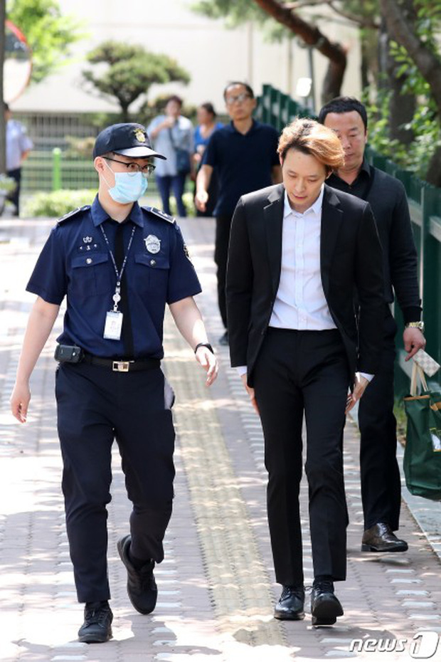 Rục rịch trở lại showbiz chưa lâu, Park Yoochun tiếp tục hầu tòa vì mãi chưa bồi thường cho nạn nhân bị tấn công tình dục - Ảnh 2.