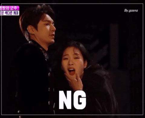 Kim Go Eun bắt đền Lee Min Ho vì bị kim cương đập trúng mặt, hậu trường Quân Vương Bất Diệt cưng hơn cả phim thế này! - Ảnh 3.