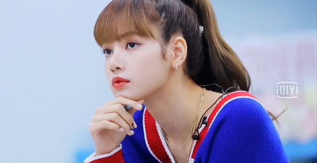 Hết nạt thí sinh trên show Trung, giờ Lisa (BLACKPINK) còn khiến Somi căng thẳng khi nhận xét vũ đạo comeback cho đàn em? - Ảnh 8.