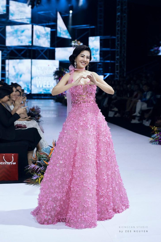 Không đấu giá được 120 triệu cho bé Lavie nhưng chiếc váy nghệ sĩ Mai Phương từng mặc lại về tay người phù hợp nhất! - Ảnh 2.