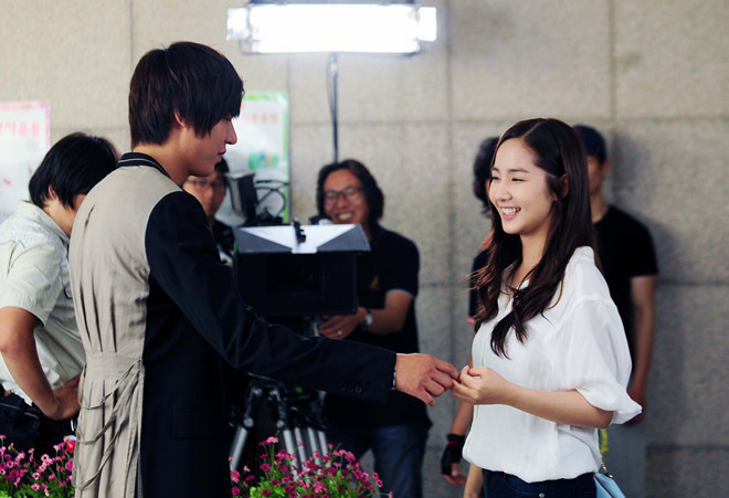 Phân tích chuyện tình Lee Min Ho và dàn mỹ nhân: Lý do toang với Park Min Young - Suzy, tỉ lệ có gì đó cùng Kim Go Eun - Ảnh 3.