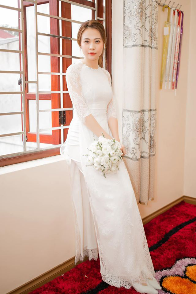 Tròn 1 năm kết hôn, Đàm Thu Trang lần đầu hé lộ loạt khoảnh khắc hiếm khoe cận nhan sắc cô dâu trong ngày theo chồng về dinh - Ảnh 3.