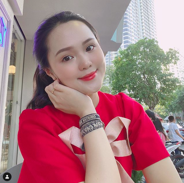 Quỳnh Anh khoe bụng bầu kèm status mới trên Instagram: Hạnh phúc nhất là cảm nhận được miếng máy trong bụng mẹ của con - Ảnh 3.