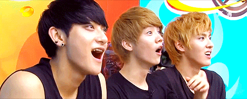 3 cựu thành viên EXO tái ngộ: Tao phấn khích vỗ mông Kris, lắc lư cùng Luhan cực đáng yêu - Ảnh 5.