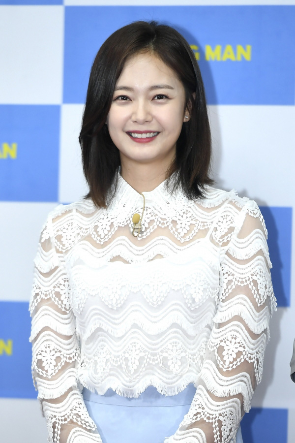Mỹ nhân gây tranh cãi nhất Running Man Jeon So Min lần đầu lộ diện sau khi nhập viện, gương mặt tiều tụy đáng xót xa - Ảnh 3.