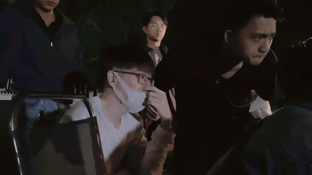 Cận cảnh Đức Phúc ngồi cạnh Kawaii Tuấn Anh như trợ lý đạo diễn cho MV của Hoà Minzy, giải thích lý do vì sao bật khóc nức nở đến như thế - Ảnh 2.