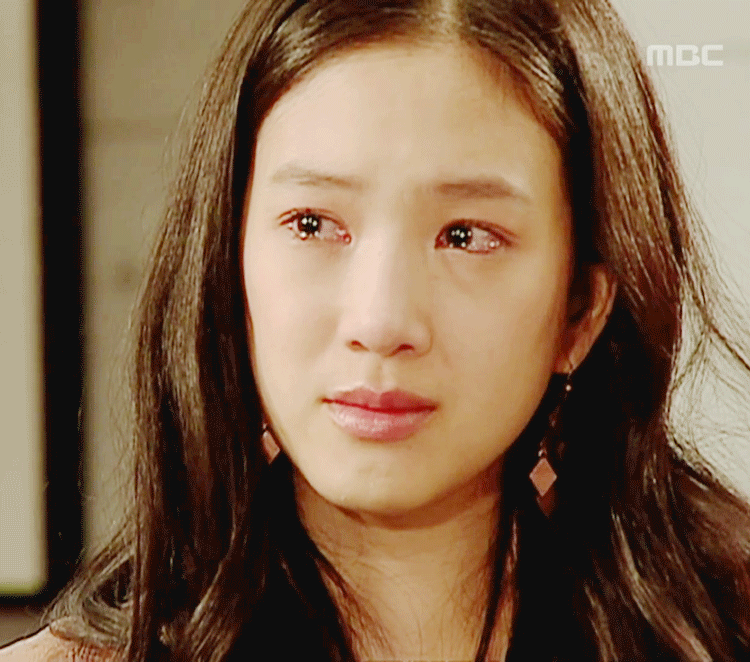 7 khoảnh khắc sáng tạo nữ thần của mỹ nhân màn ảnh Hàn: Song Hye Kyo vụt sáng nhờ mái thưa huyền thoại - Ảnh 18.