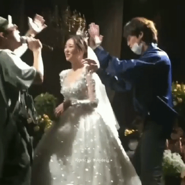 Đám cưới hot nhất hôm nay: Mỹ nhân Moon Lovers và dàn Running Man rộn ràng, lầy nhất màn quẩy của HaHa - Lee Kwang Soo - Ảnh 5.