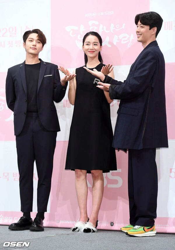 Top nữ diễn viên có chiều cao khủng nhất xứ Hàn: Jeon Ji Hyun ngậm ngùi nhường No1, nữ chính Itaewon class mới gây bất ngờ - Ảnh 11.