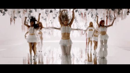 HOT: TWICE chính thức comeback với MV đầy màu sắc cùng bài hát siêu bắt tai, nhưng nhìn 9 cô gái nhảy vũ đạo hùng hục mà chóng cả mặt! - Ảnh 4.