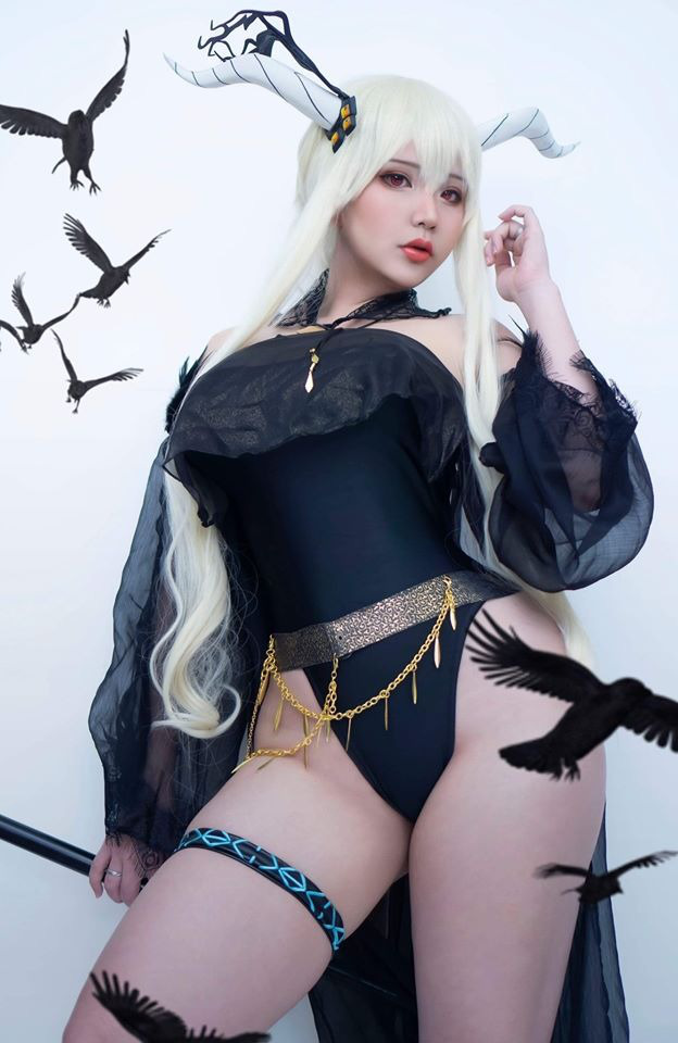 Soi profile, ngắm ảnh sexy với vòng một ngoại cỡ của nữ cosplayer gốc Việt đang khiến cộng đồng gaming phát sốt - Ảnh 5.