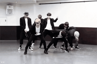 Khi j-hope thể hiện trình kiểm soát vũ đạo của BTS: Chính xác tuyệt đối, điêu luyện đến nổi da gà xứng danh cỗ máy nhảy hàng đầu Kpop! - Ảnh 25.