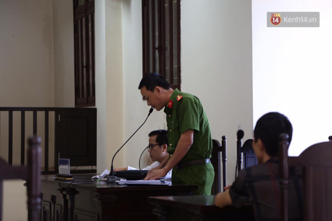 Hoãn phiên xử vụ cô gái yêu anh rể đầu độc chị họ ở Thái Bình, người thân nạn nhân ôm di ảnh khóc nghẹn - Ảnh 7.