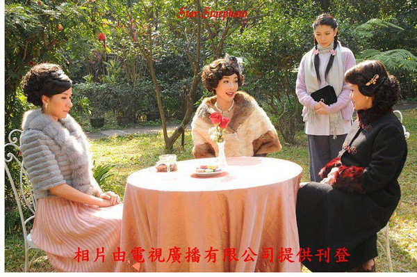 4 phim gia đấu căng không kém drama chủ sòng bài Macau: Năm bà vợ chiến nhau vì chuyện thừa kế, nghĩ mà mệt giùm! - Ảnh 8.