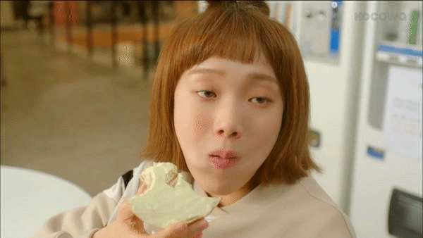 4 chị đại phim Hàn mê trai rớt liêm sỉ: Nhà văn Seo Ye Jin và quái nữ Kim Yoo Jung đang tranh nhau hạng nhất - Ảnh 14.