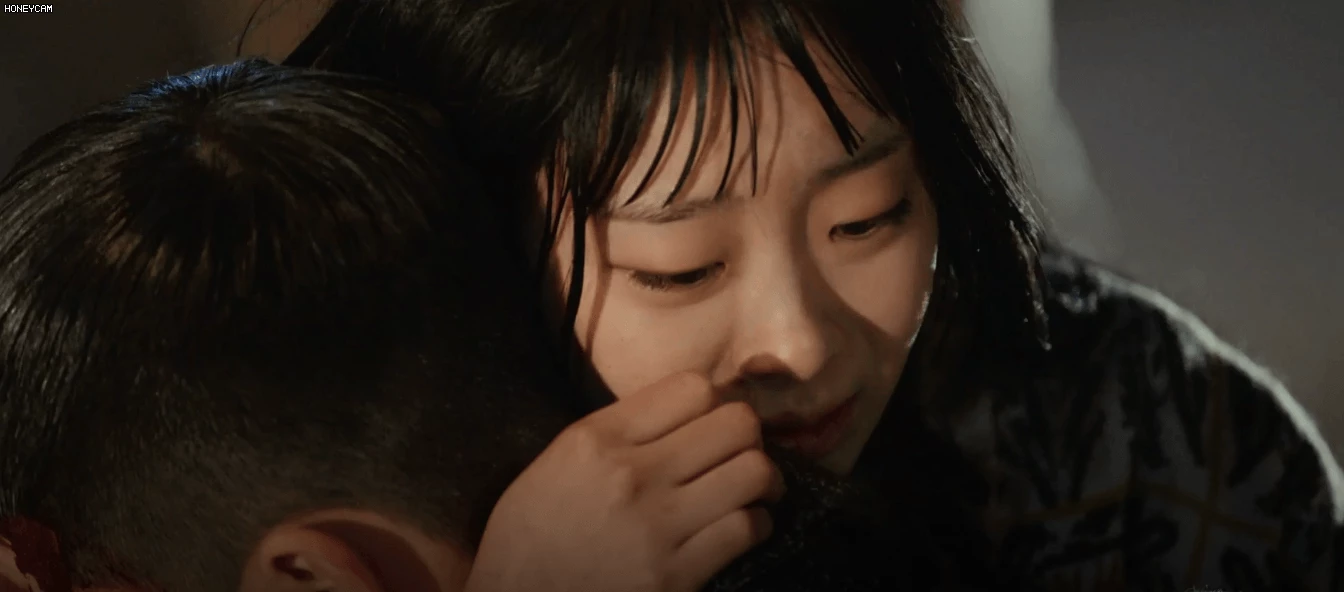 4 chị đại phim Hàn mê trai rớt liêm sỉ: Nhà văn Seo Ye Jin và quái nữ Kim Yoo Jung đang tranh nhau hạng nhất - Ảnh 10.