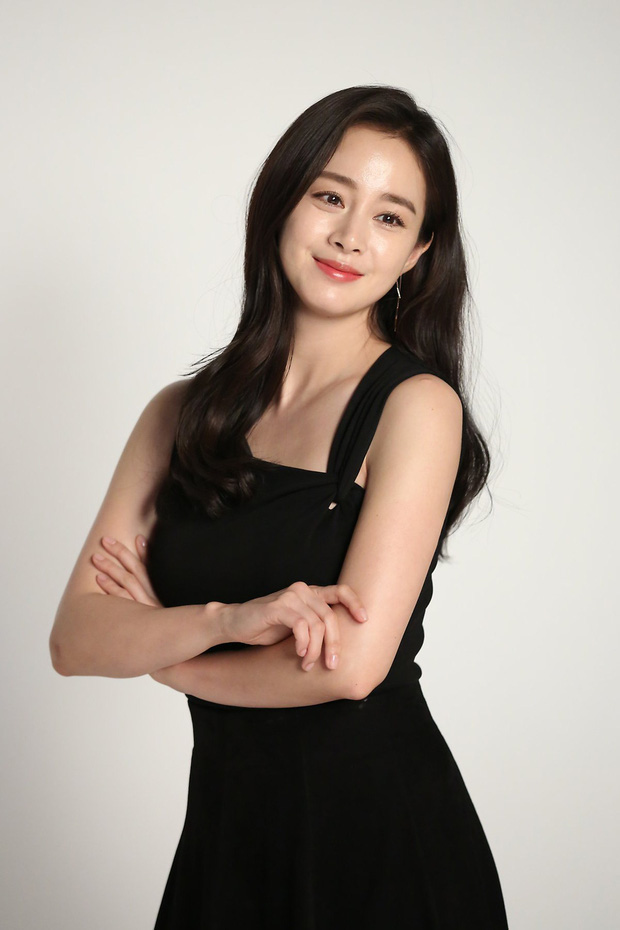 8 nữ minh tinh đắt giá nhất màn ảnh xứ Hàn: Cát xê của bà cả Thế Giới Hôn Nhân đã là gì so với chị đẹp Song Hye Kyo - Ảnh 8.