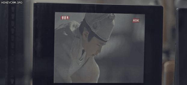 Quân Vương Bất Diệt tập 14 hỗn loạn mạch thời gian: Kim Go Eun lâm nguy khi Lee Min Ho mắc kẹt ở quá khứ - Ảnh 6.