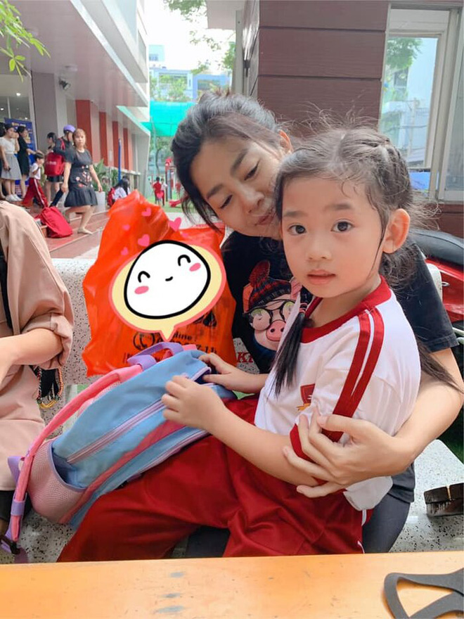 Hé lộ cuộc sống hiện tại của con gái Mai Phương: Đã chuyển về ở cùng bố mẹ Phùng Ngọc Huy, mũm mĩm hơn sau 2 tháng - Ảnh 3.