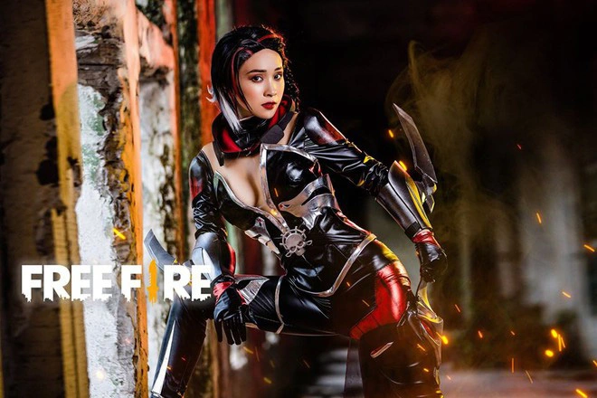 Free Fire tung bộ ảnh cosplay đậm chất điện ảnh, nhưng đường cong gợi cảm của nhân vật nữ mới là tâm điểm chú ý! - Ảnh 2.