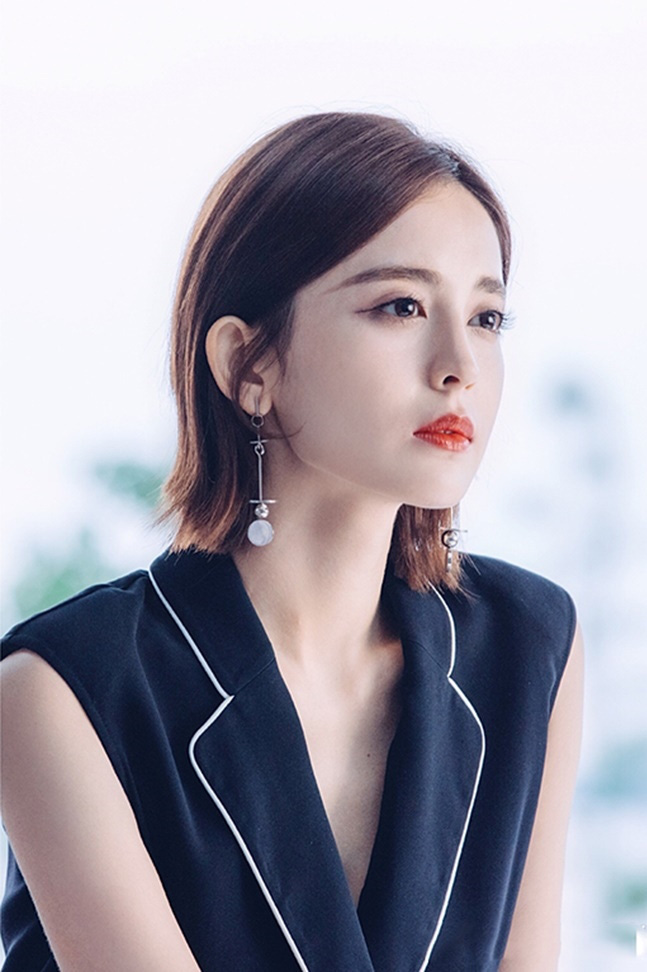 Đâu chỉ đàn ông mới làm tổng tài, có tận 6 chị boss cực soái đang khuynh đảo màn ảnh Hoa Ngữ đây! - Ảnh 3.