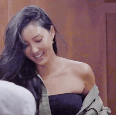 Nữ idol gây tranh cãi về nhan sắc nhưng lại có nhiều khoảnh khắc gây sốt nhất MXH, sốc nhất là màn hở ngồn ngộn - Ảnh 16.