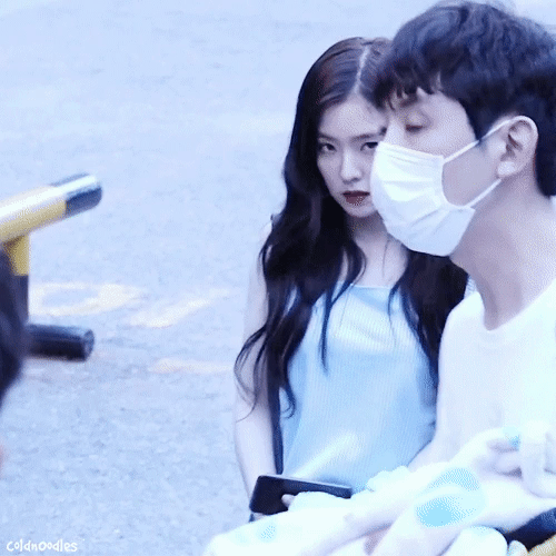 Nổi tiếng là mỹ nhân an tĩnh, cớ sao Irene (Red Velvet) bỗng dưng “quạu quọ”, la mắng vũ công giữa phòng tập thế này? - Ảnh 7.
